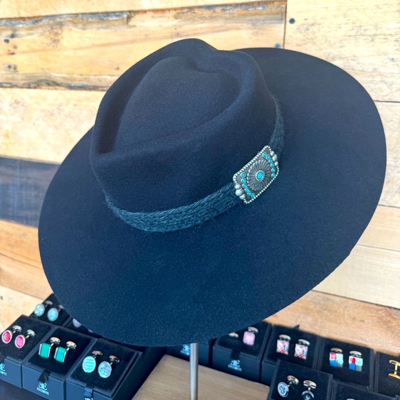 New-Charlie One horse Black Heart-Shaped Fedora Hat - Picture 1 of 4